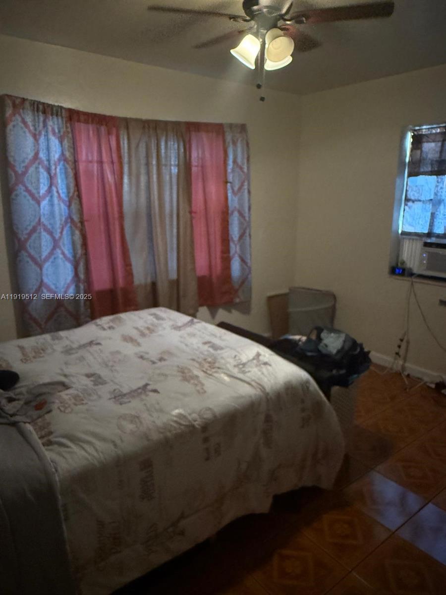 See details / sq. ft. $ 2025-11-24 0 Photo