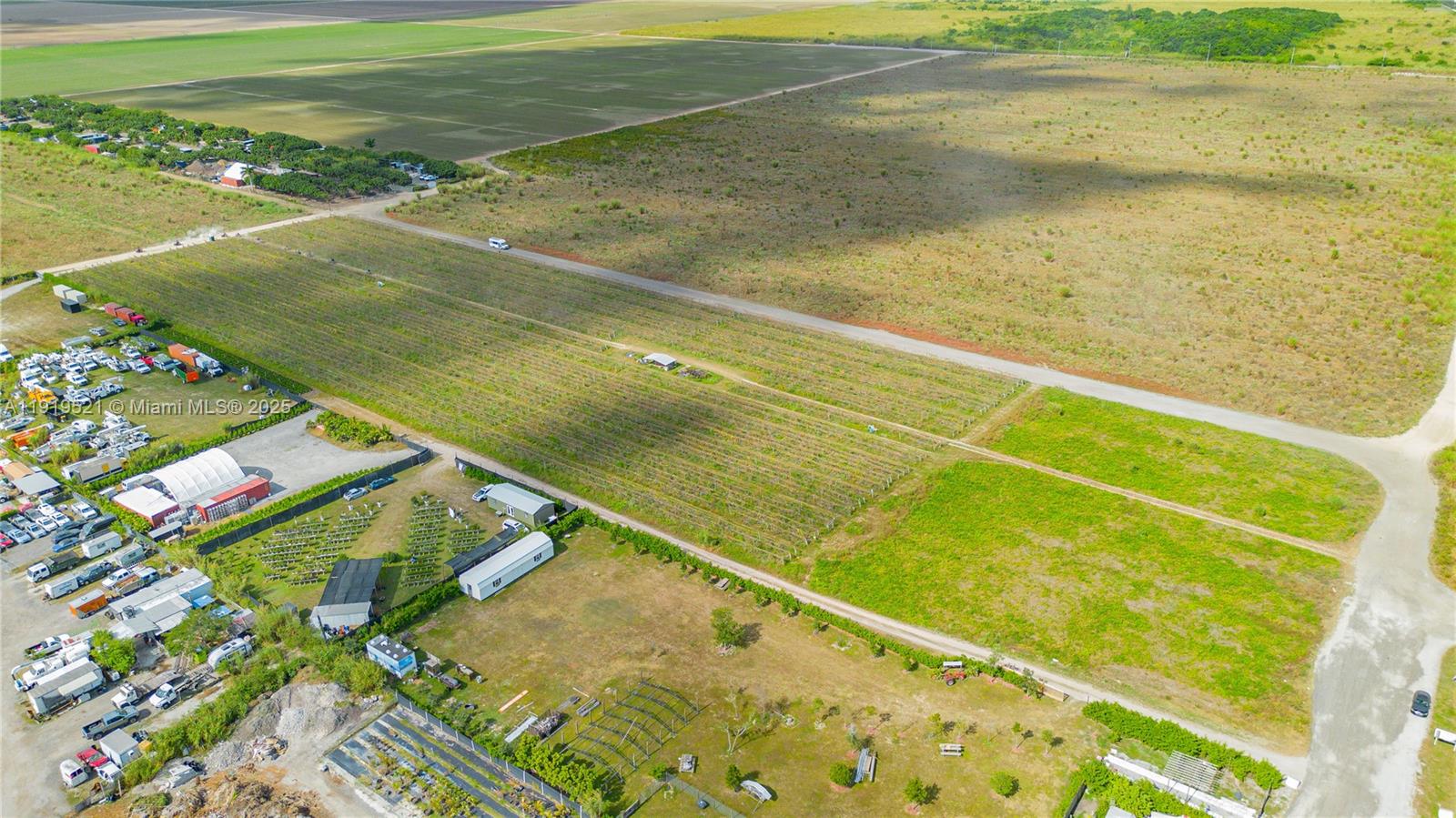   /   sq. ft. $ 2025-11-24 0 foto