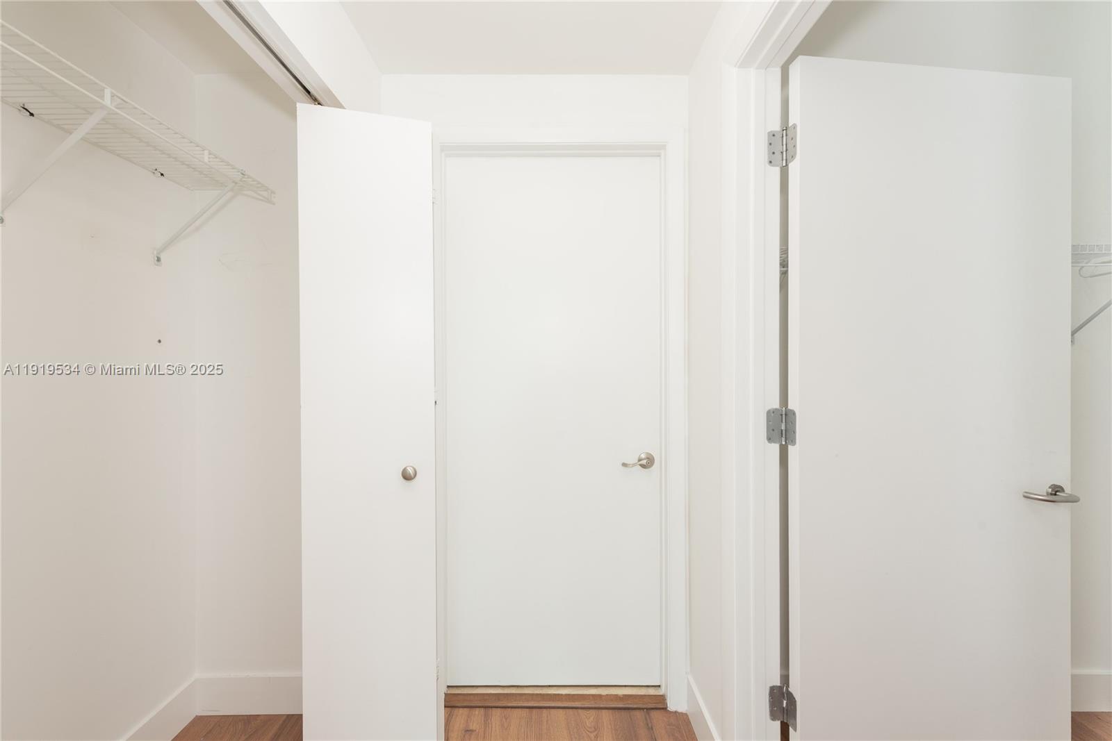 Photo of 3131 188th St  #2-909, Aventura, Florida, 33180 - 