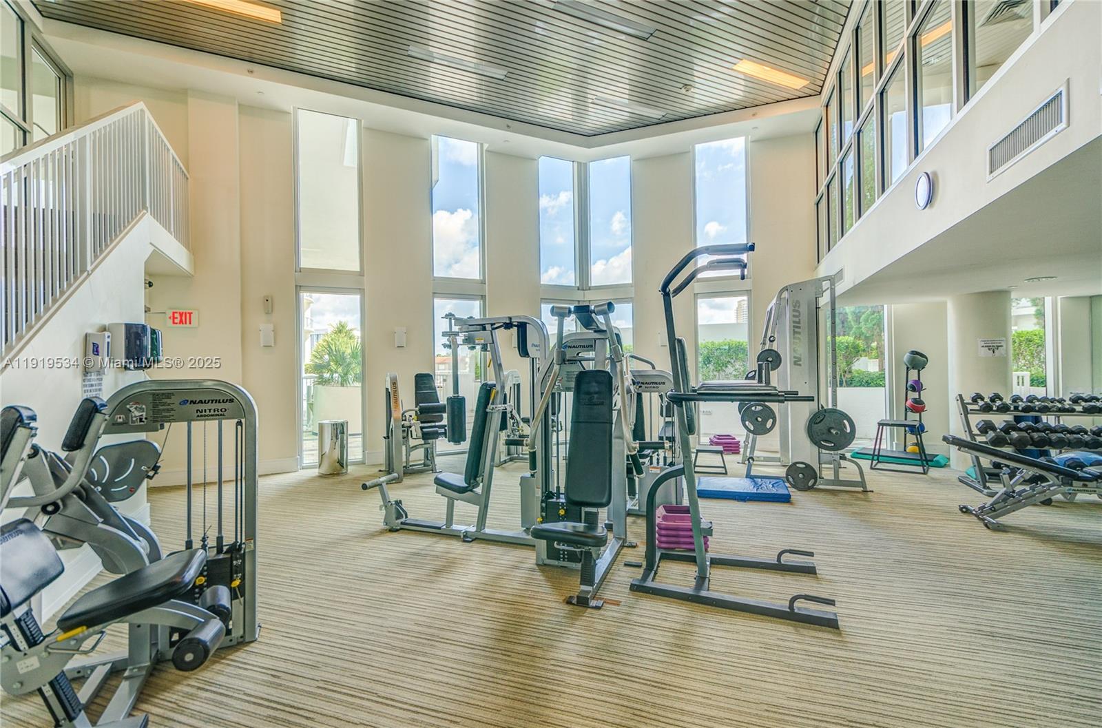 Photo of 3131 188th St  #2-909, Aventura, Florida, 33180 - 