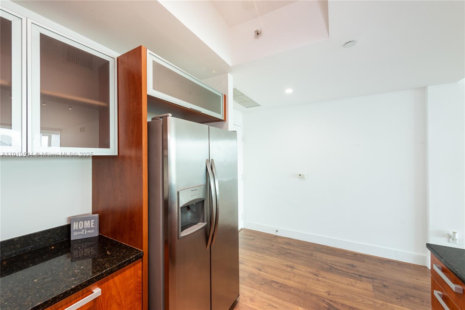 Photo of 3131 188th St  #2-909, Aventura, Florida, 33180 - 