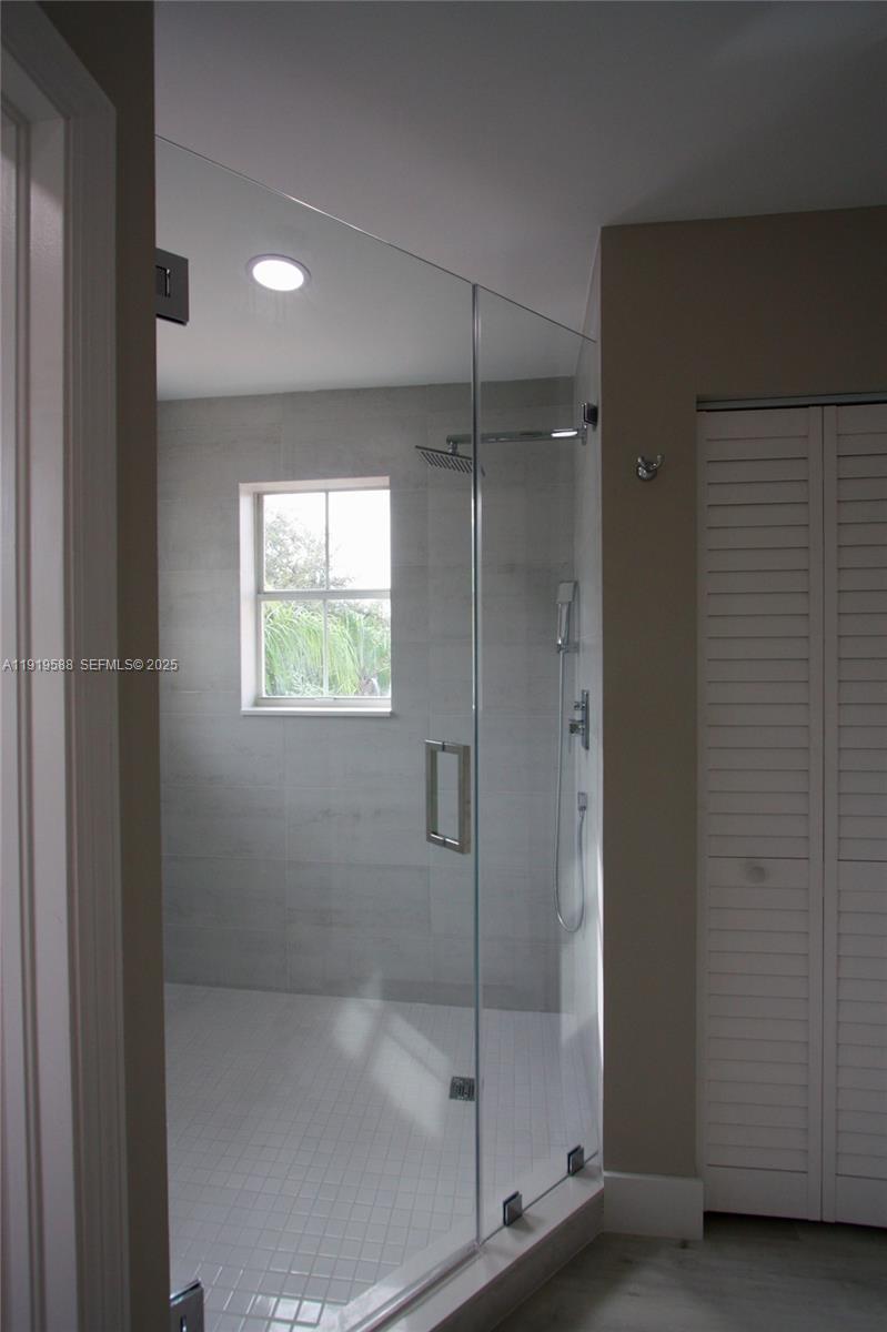 Photo of 935 Lemonwood Ct  (935), Hollywood, Florida, 33019 - 