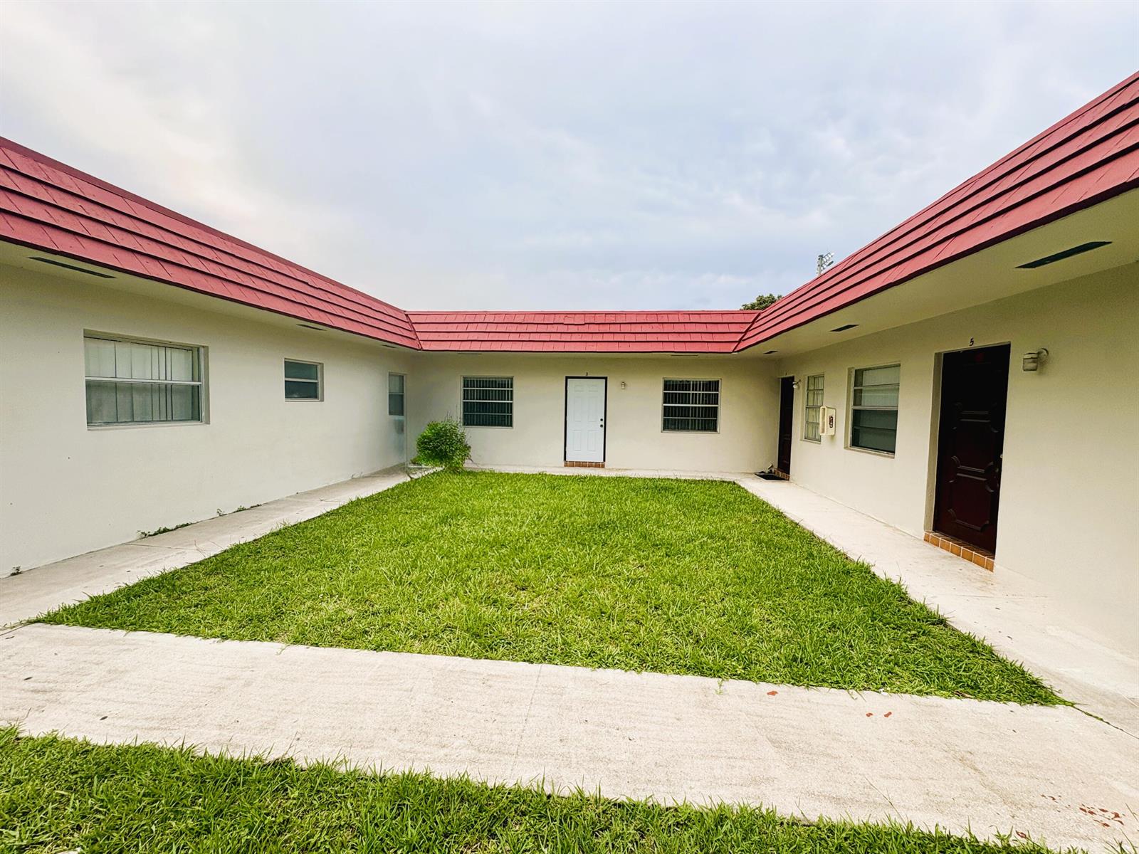   / 0  sq. ft. $ 2026-06-30 0 Photo