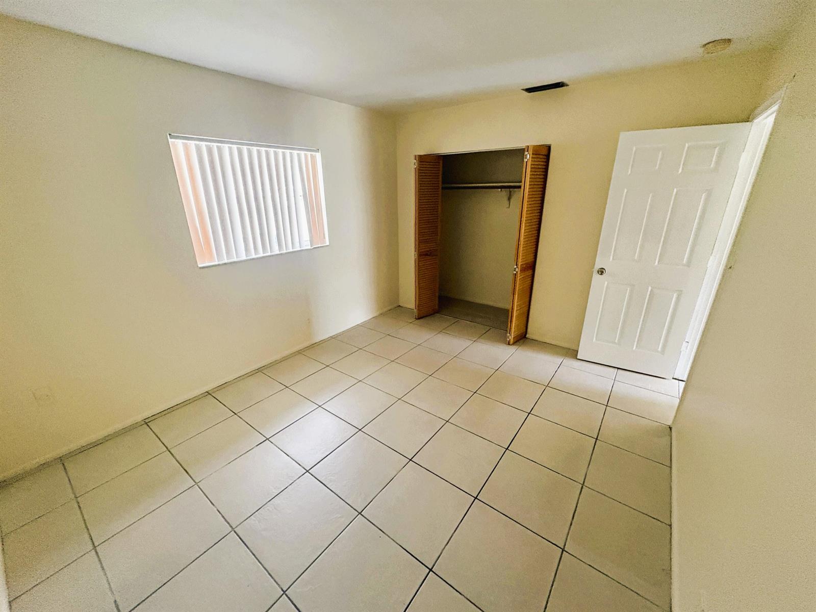   / 0  sq. ft. $ 2026-06-30 0 Photo