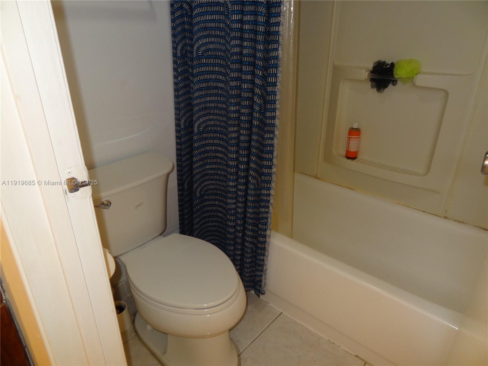 EI506 1 / 1 741 sq. ft. $ 2025-11-25 0 Photo