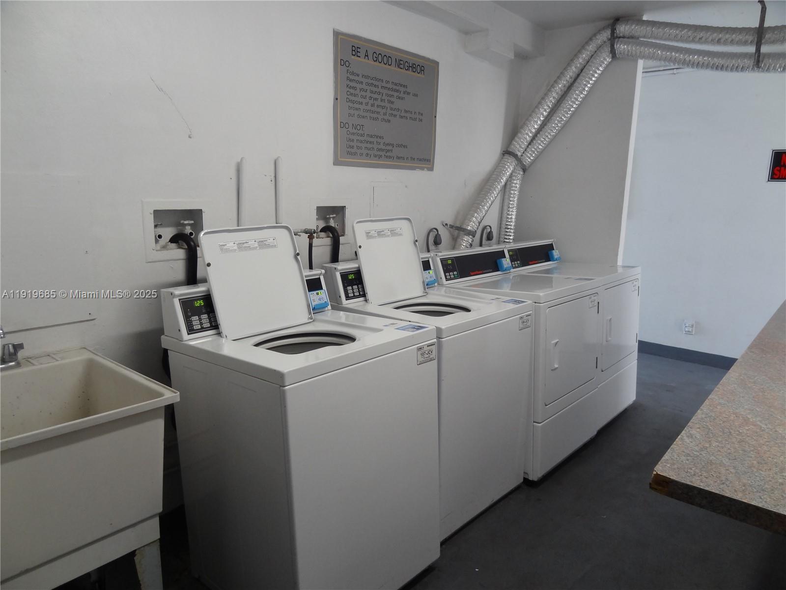 EI506 1 / 1 741 sq. ft. $ 2025-11-25 0 Photo