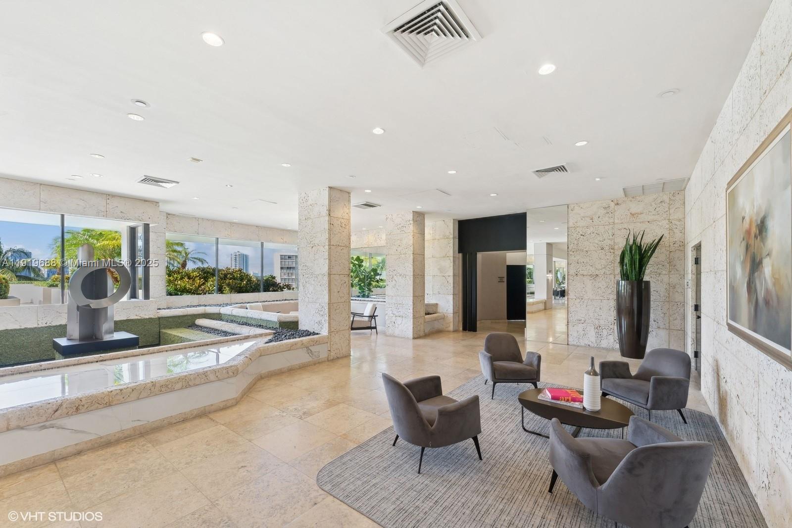 See details 2911 2 / 2 1140 sq. ft. $ 2025-11-25 0 Photo