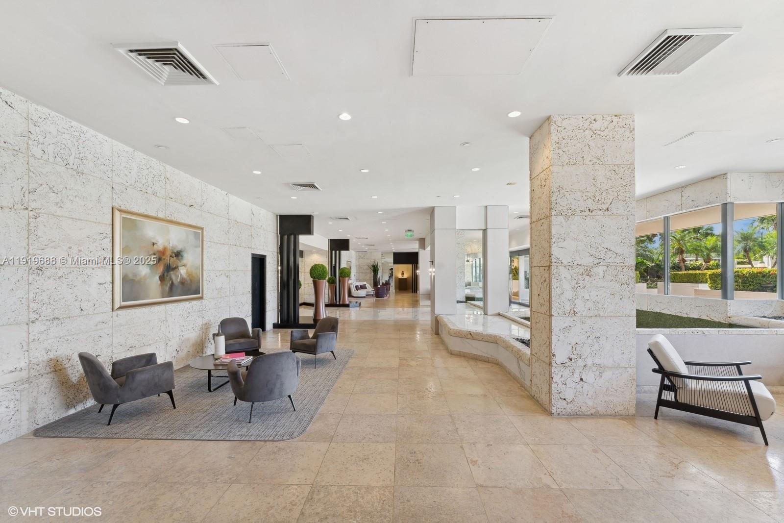 See details 2911 2 / 2 1140 sq. ft. $ 2025-11-25 0 Photo