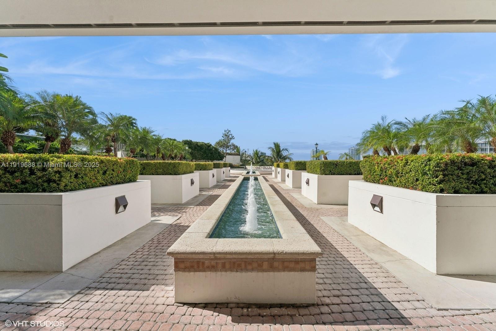 See details 2911 2 / 2 1140 sq. ft. $ 2025-11-25 0 Photo