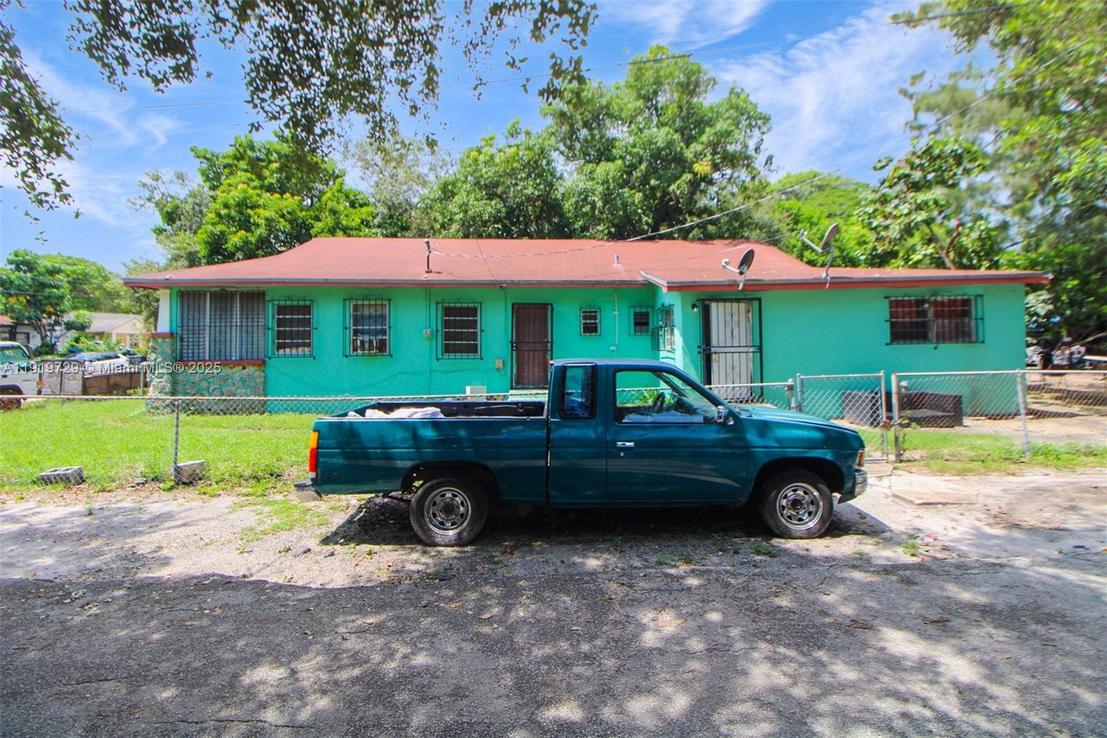 See details / 1897 sq. ft. $ 2025-11-25 0 Photo