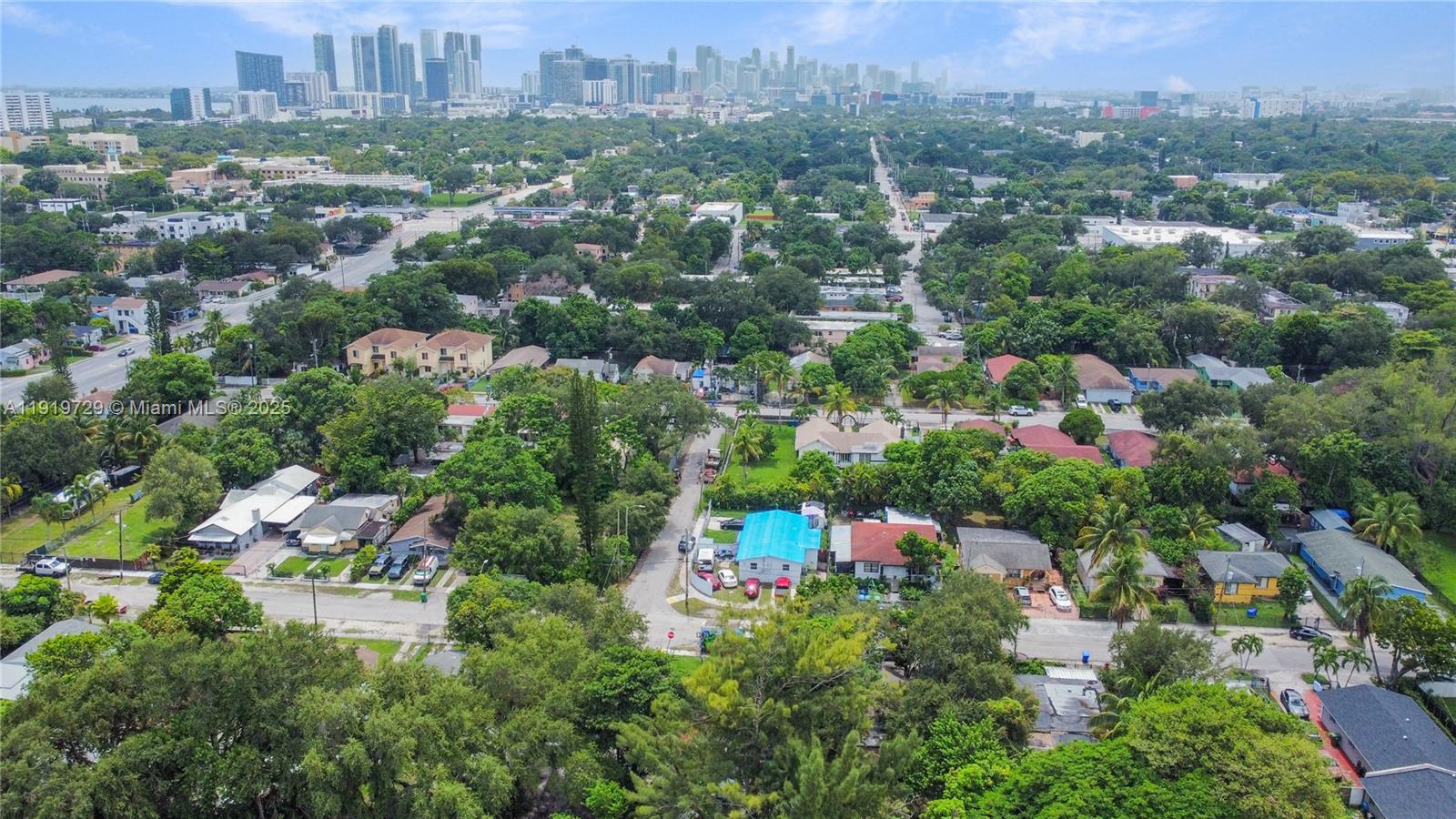 See details / 1897 sq. ft. $ 2025-11-25 0 Photo