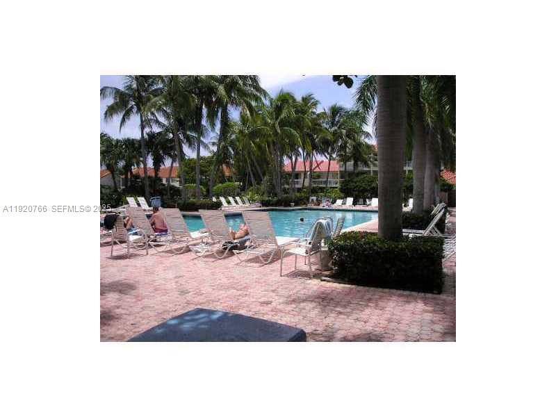 Photo of 3600 Yacht Club Dr  #1204, Aventura, Florida, 33180 - Swimming Pool/Hot Tub/Sauna