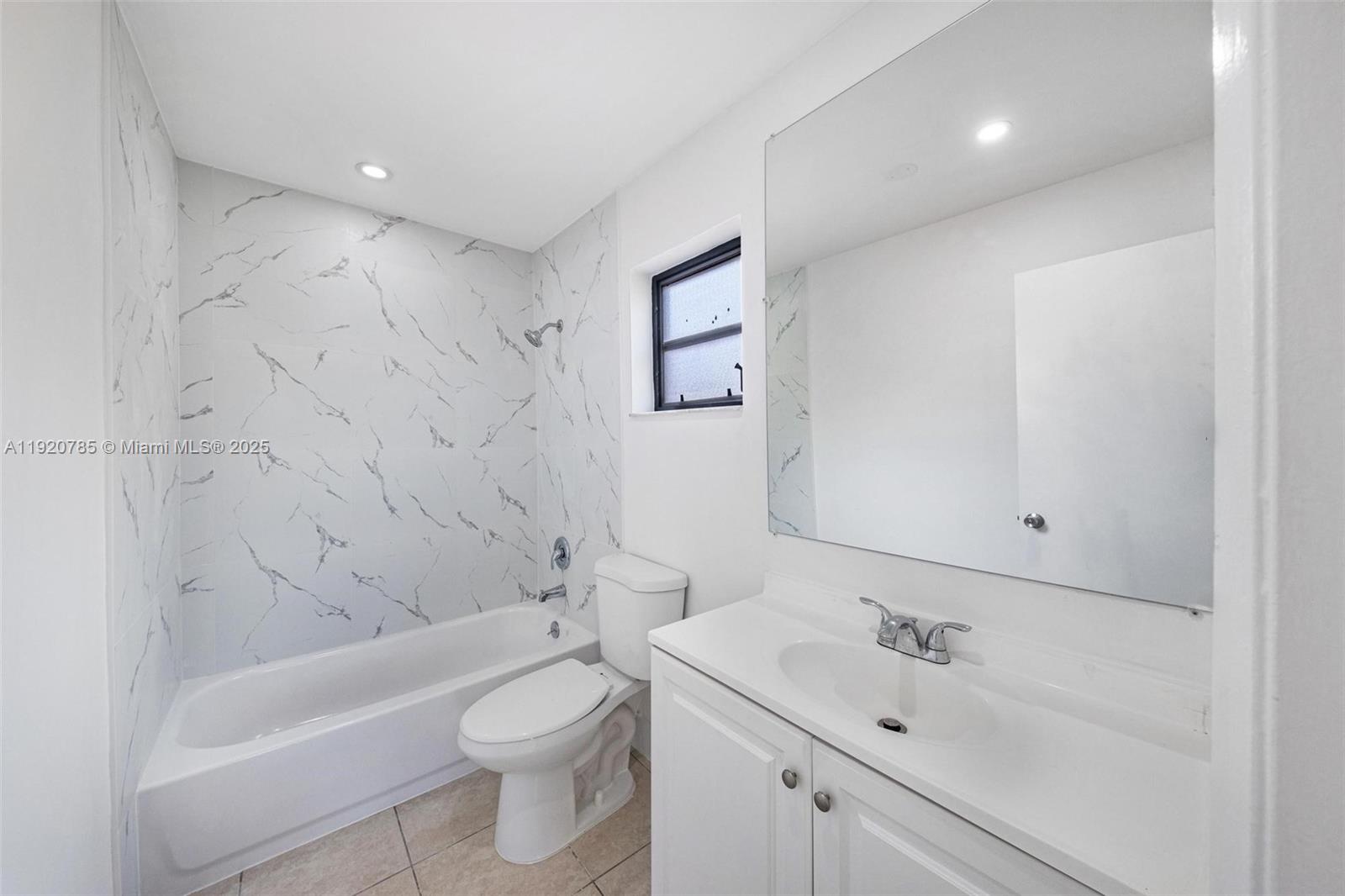 See details / 4104 sq. ft. $ 2025-11-25 0 Photo