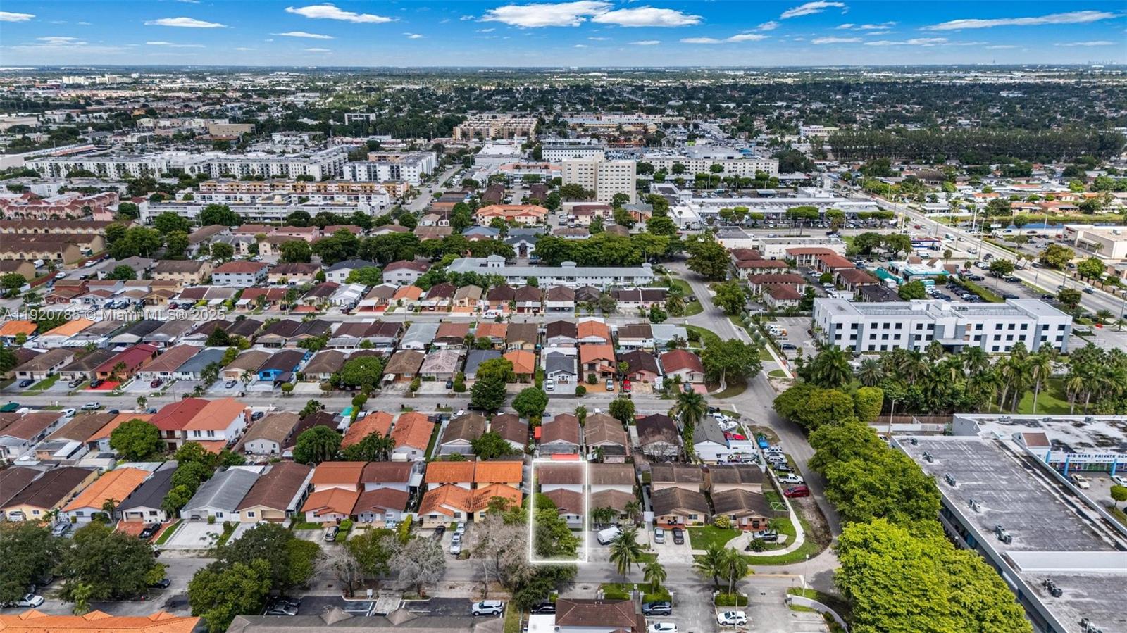 See details / 4104 sq. ft. $ 2025-11-25 0 Photo