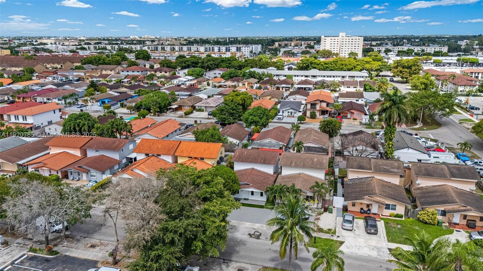 See details / 4104 sq. ft. $ 2025-11-25 0 Photo