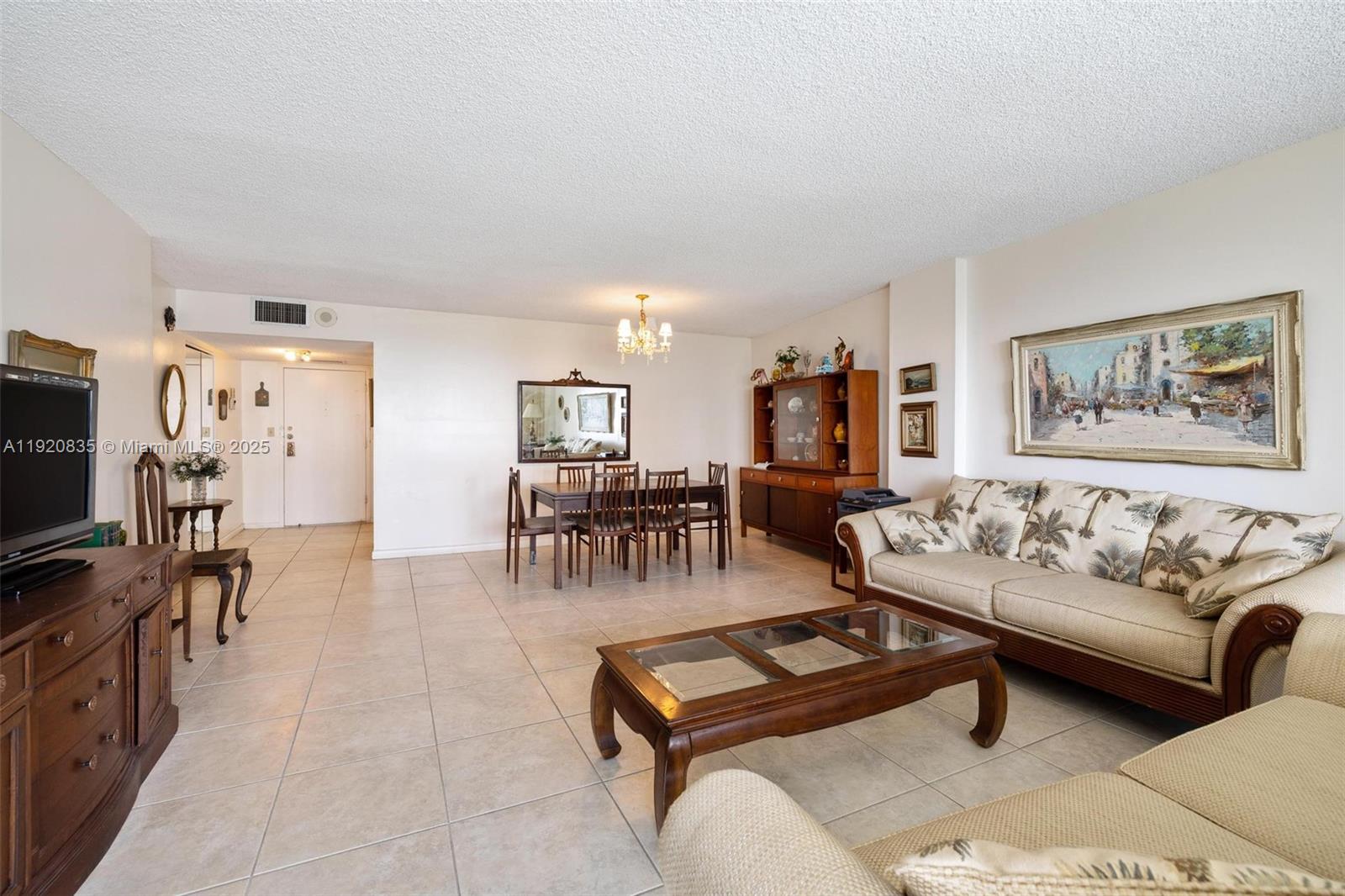 Photo of 3800 Ocean Dr  #516, Hollywood, Florida, 33019 - 