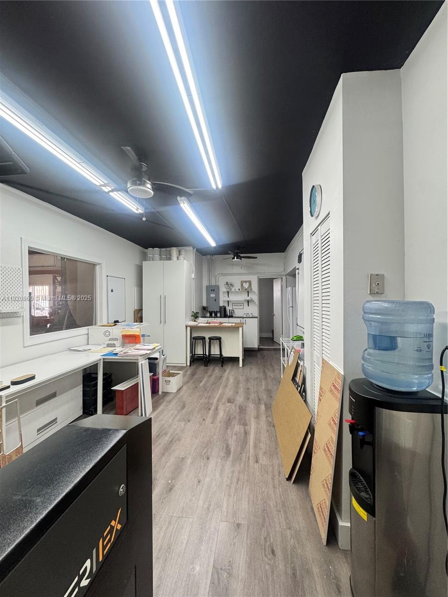 See details A / sq. ft. $ 2025-11-25 0 Photo