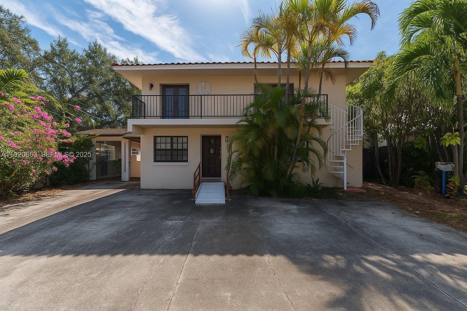 Ver detalles / 4761 sq. ft. $ 2025-11-25 0 foto