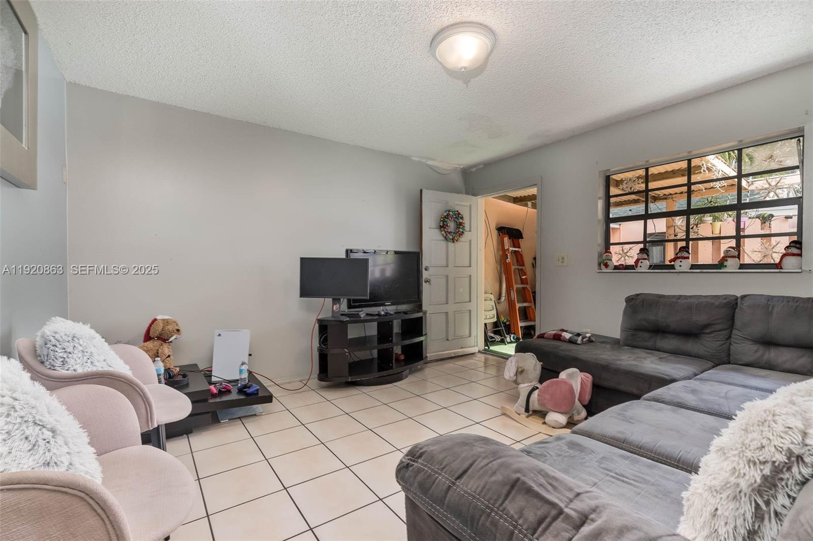 Ver detalles / 4761 sq. ft. $ 2025-11-25 0 foto