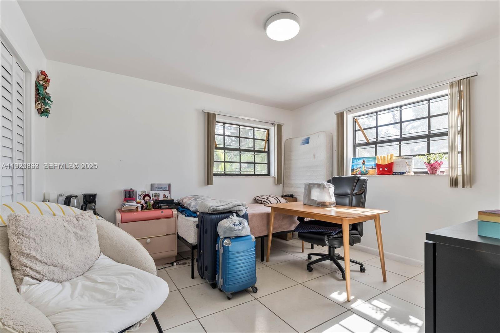 Ver detalles / 4761 sq. ft. $ 2025-11-25 0 foto