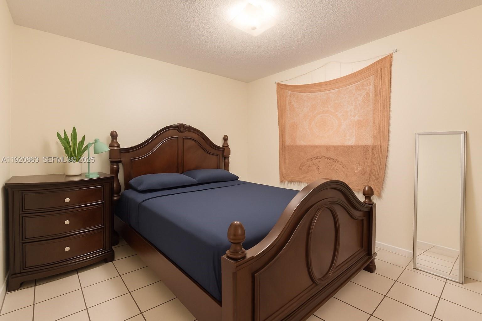 Ver detalles / 4761 sq. ft. $ 2025-11-25 0 foto