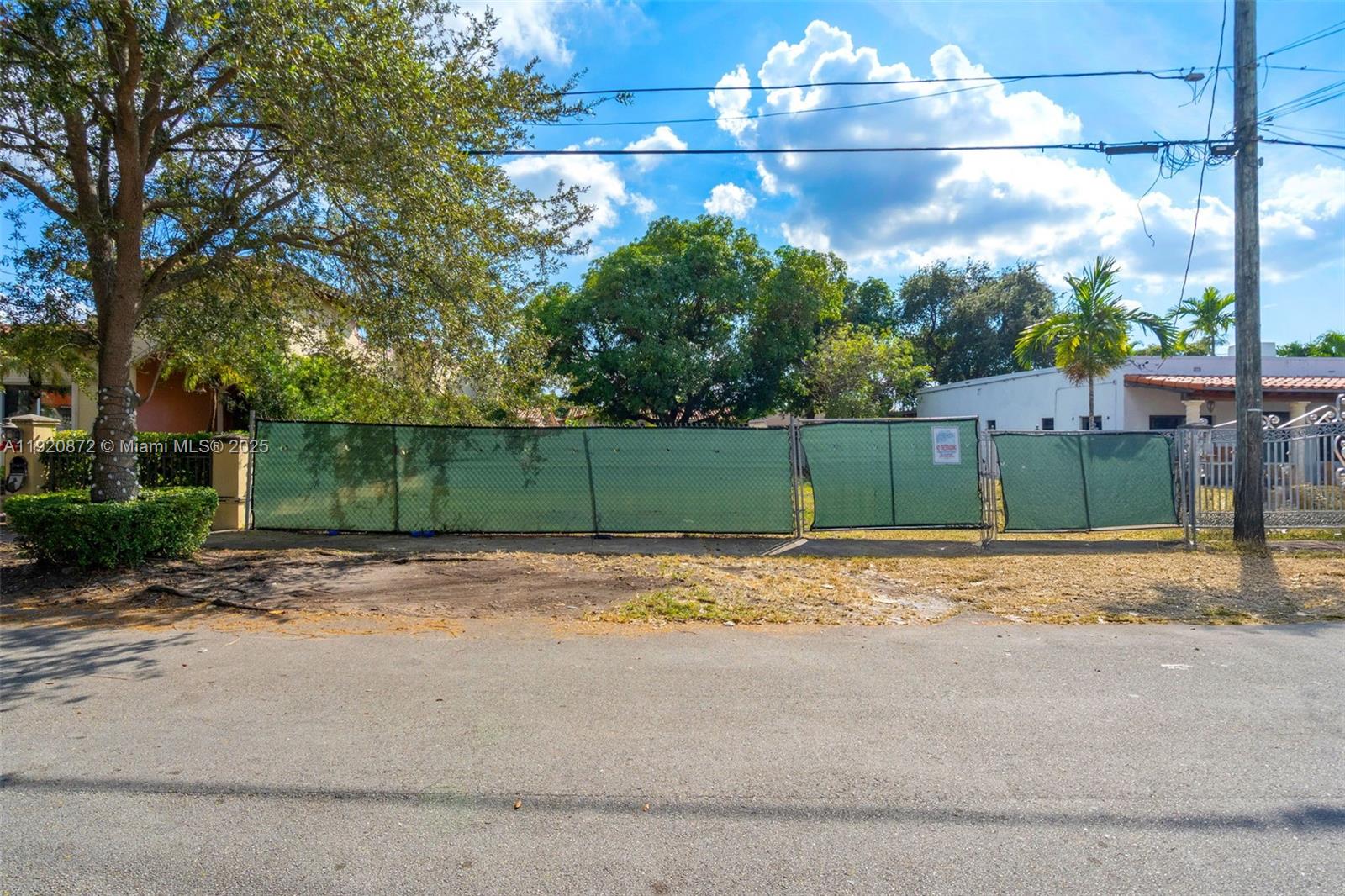   /   sq. ft. $ 2025-11-25 0 foto