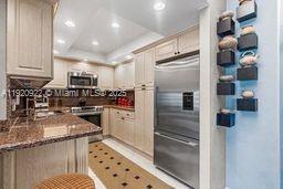 17D 1 / 2 870 кв.футов $ 2025-11-25 0 Фото