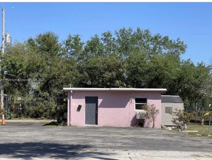   /   sq. ft. $ 2025-11-25 0 Photo