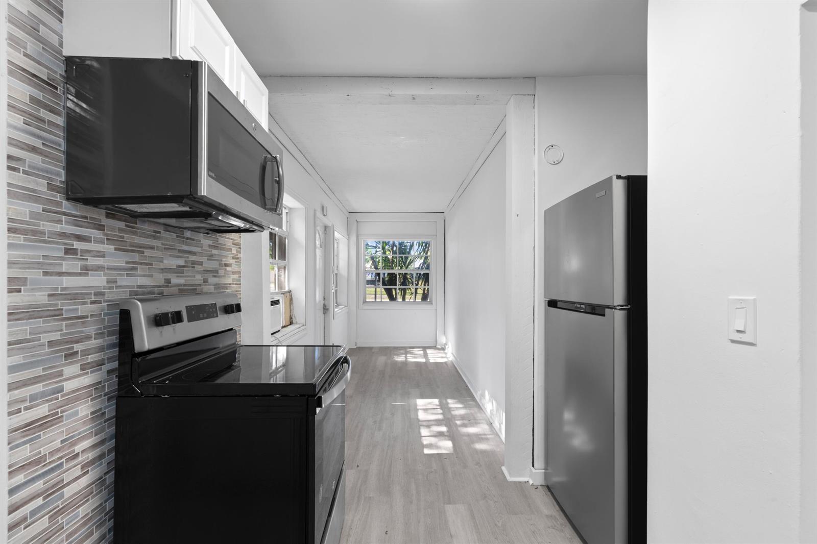   / 3 1598 sq. ft. $ 2026-02-26 0 foto