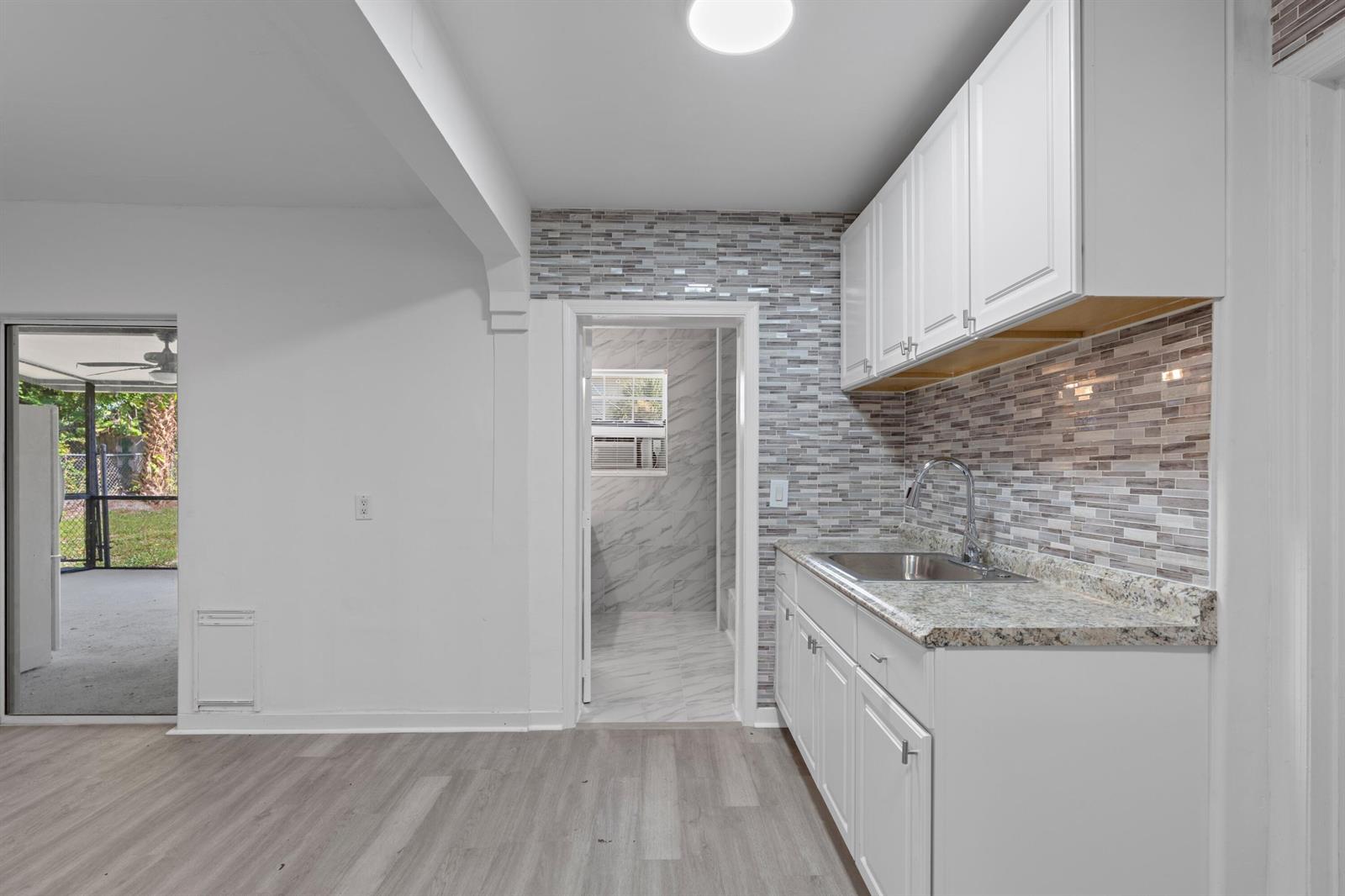   / 3 1598 sq. ft. $ 2026-02-26 0 foto