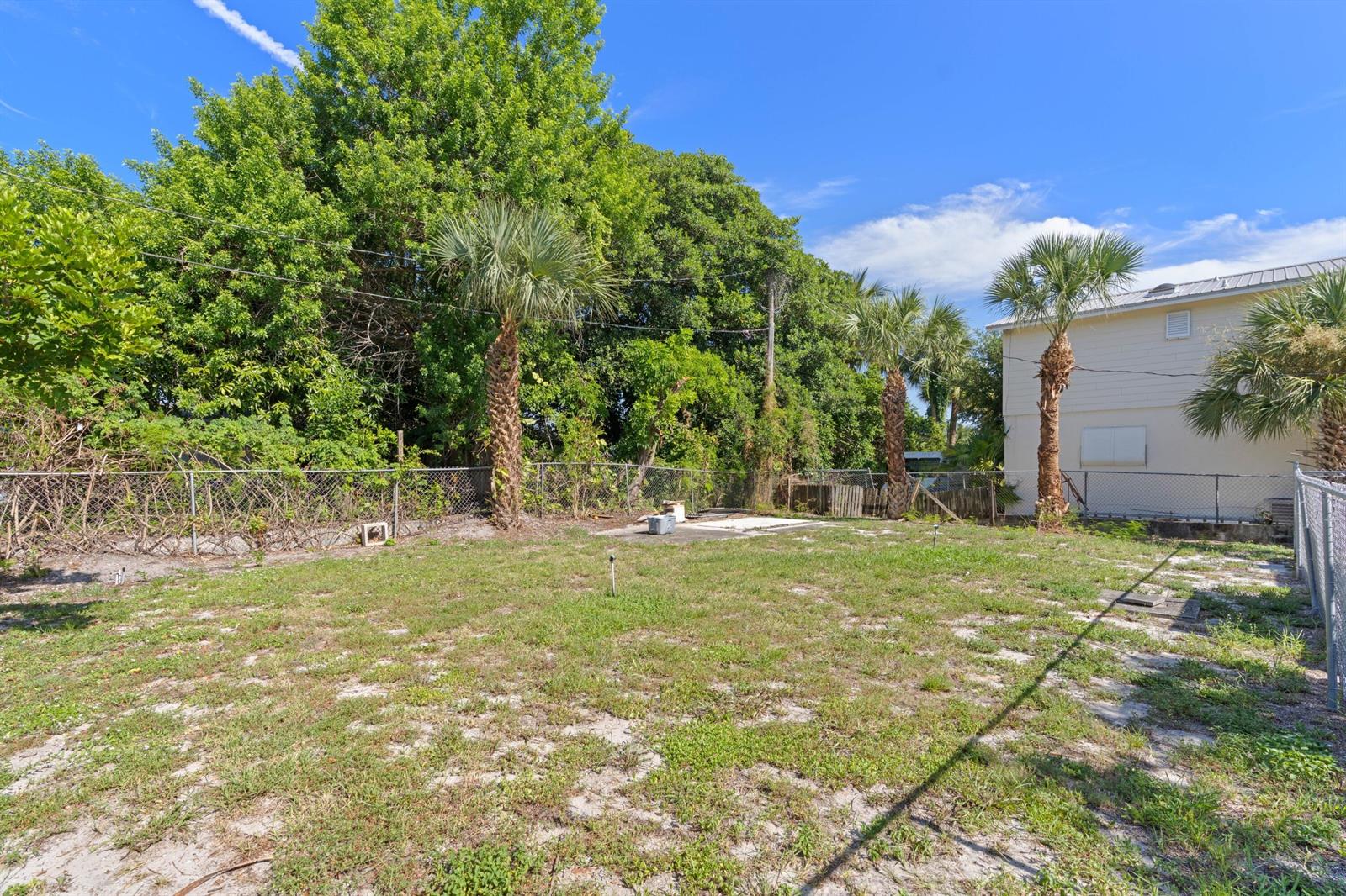   / 3 1598 sq. ft. $ 2026-02-26 0 foto