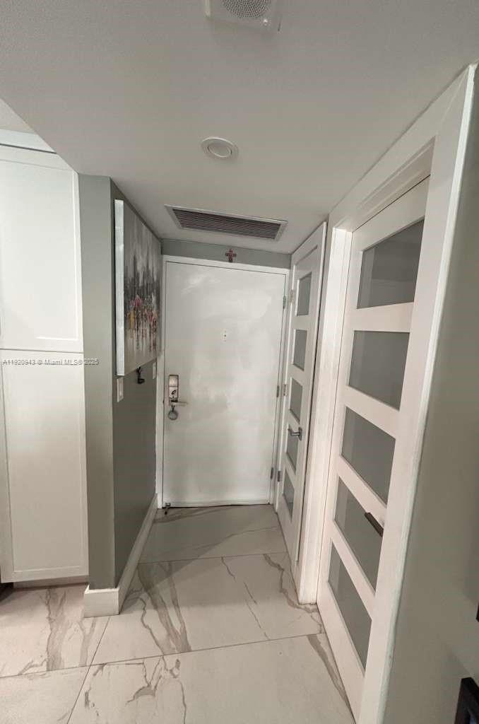 Photo of 3725 Ocean Dr #1103, Hollywood, Florida, 33019 -