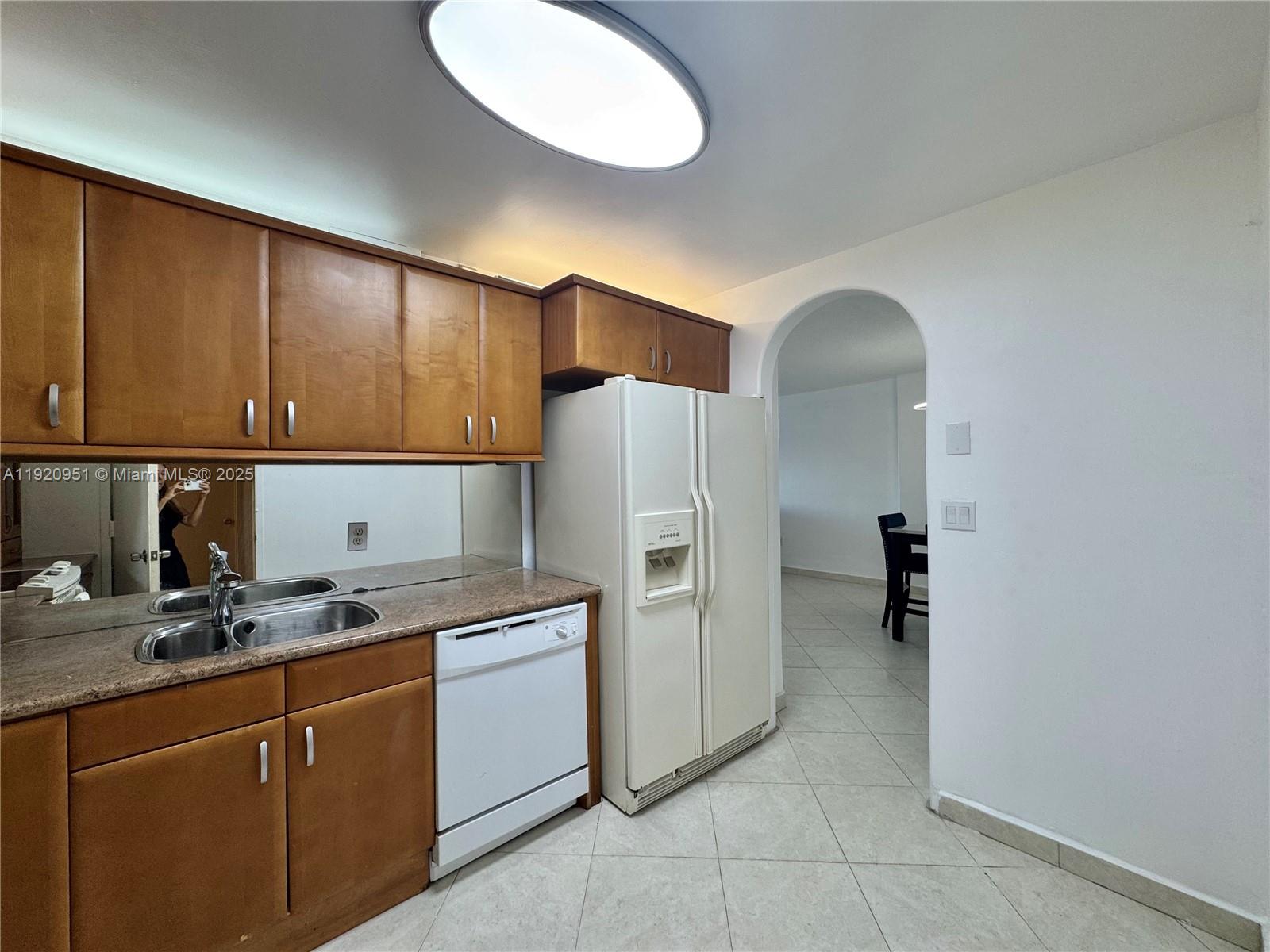 Photo of 400 Kings Point Dr  #411, Sunny Isles Beach, Florida, 33160 - 