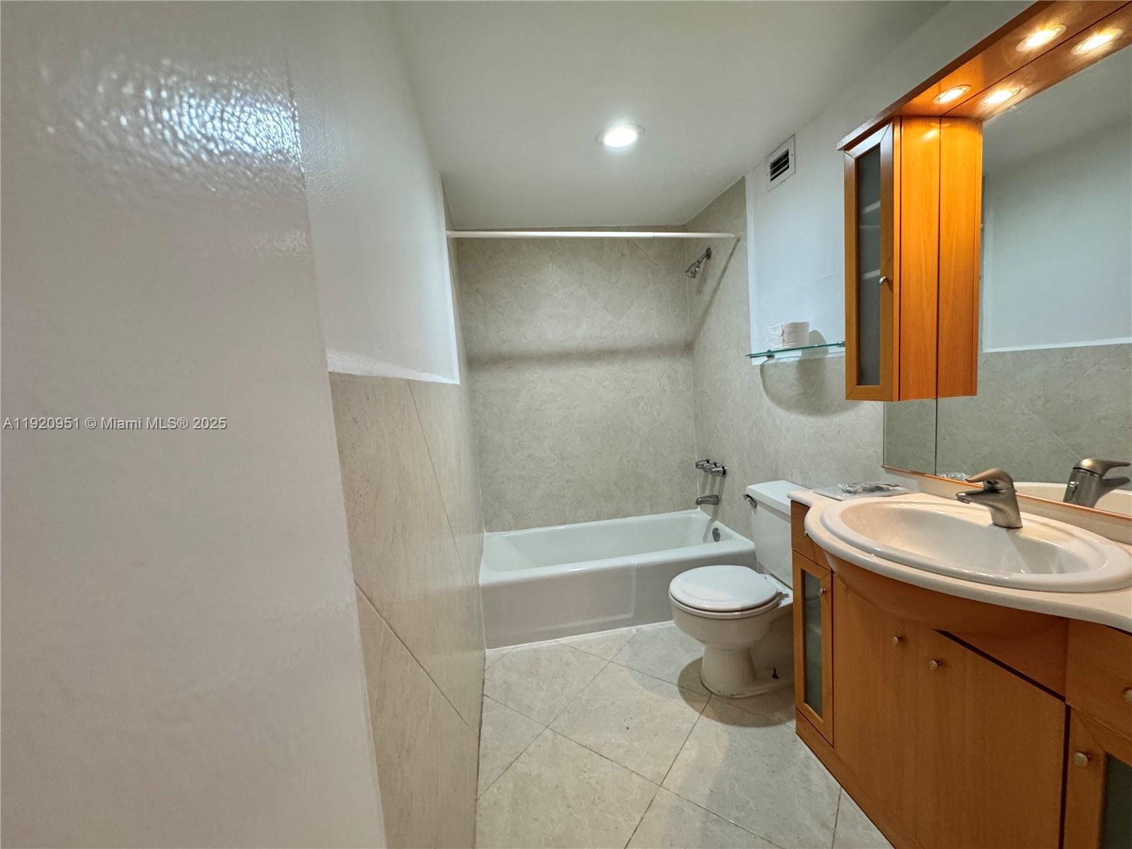 Photo of 400 Kings Point Dr  #411, Sunny Isles Beach, Florida, 33160 - Second Bathroom