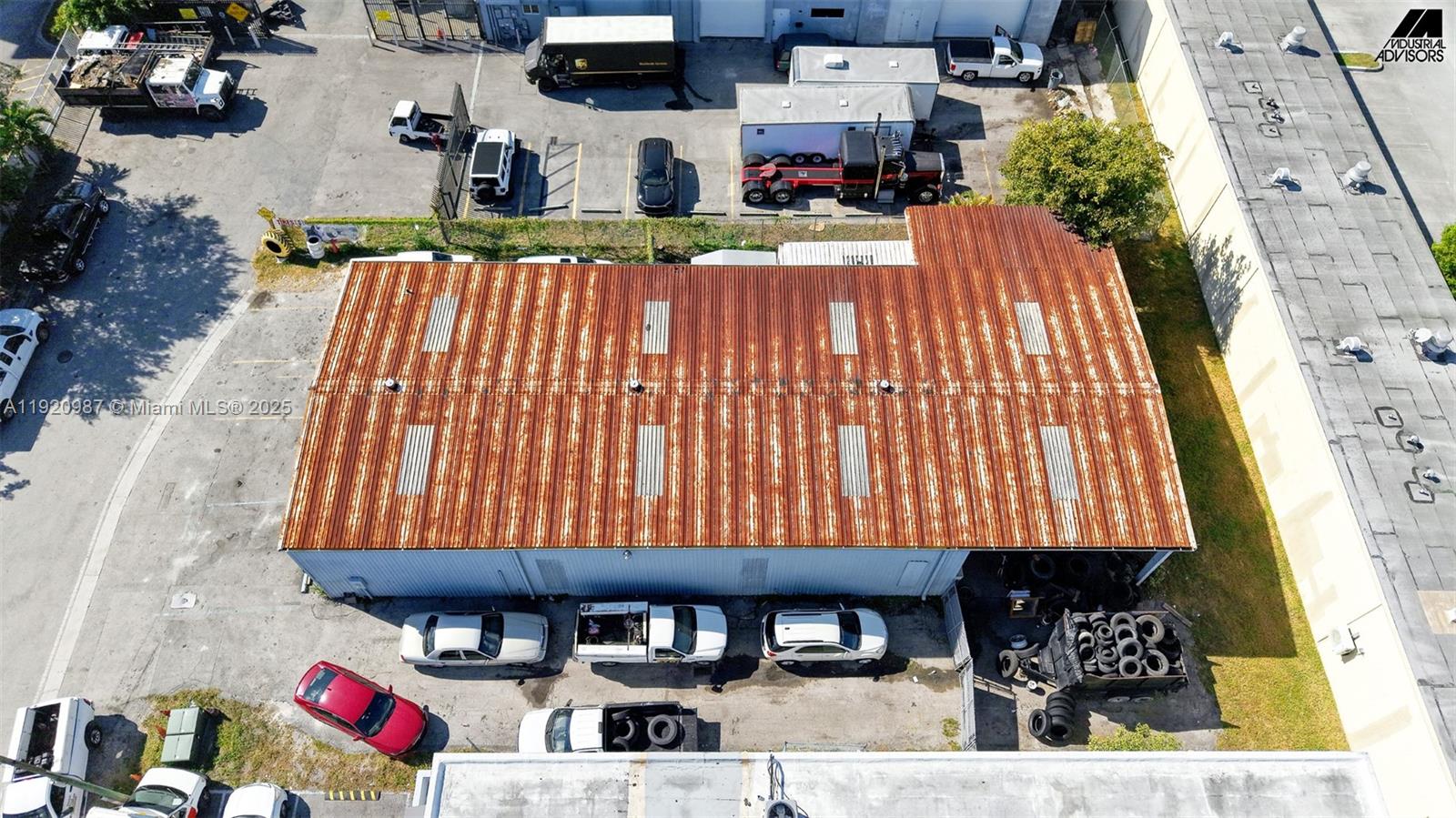 See details / sq. ft. $ 2025-11-25 0 Photo