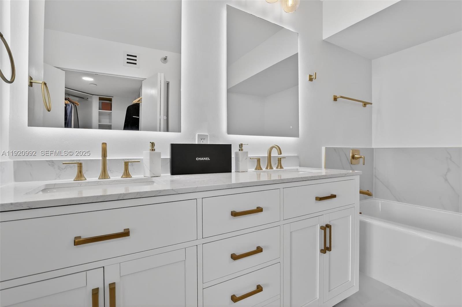 Photo of 19101 Mystic Pointe Dr  #402, Aventura, Florida, 33180 - 