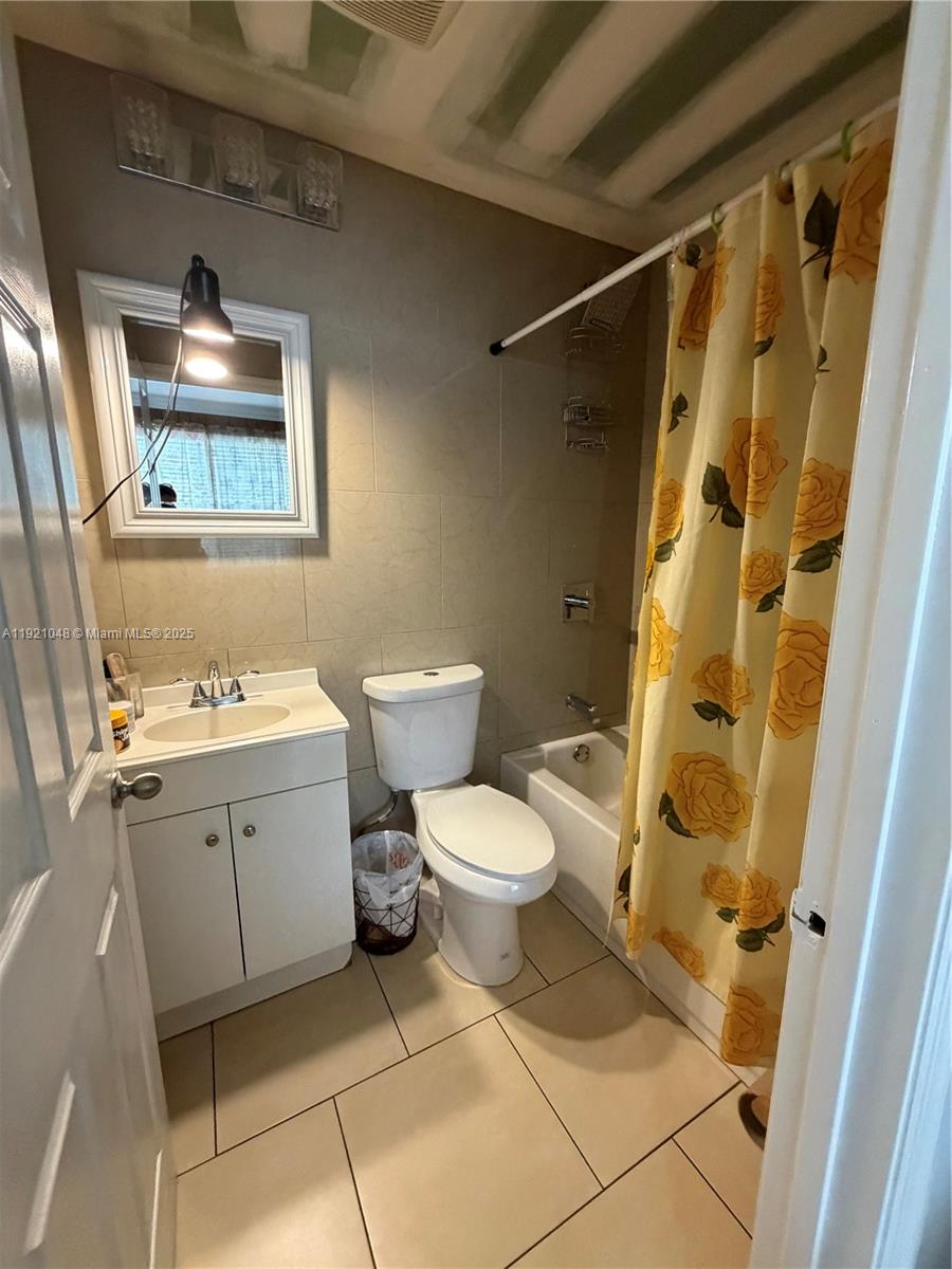 See details / 2258 sq. ft. $ 2025-11-25 0 Photo