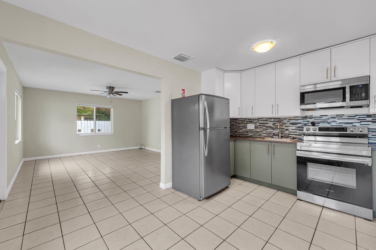 Ver detalles / 0 1770 sq. ft. $ 2026-06-09 0 foto