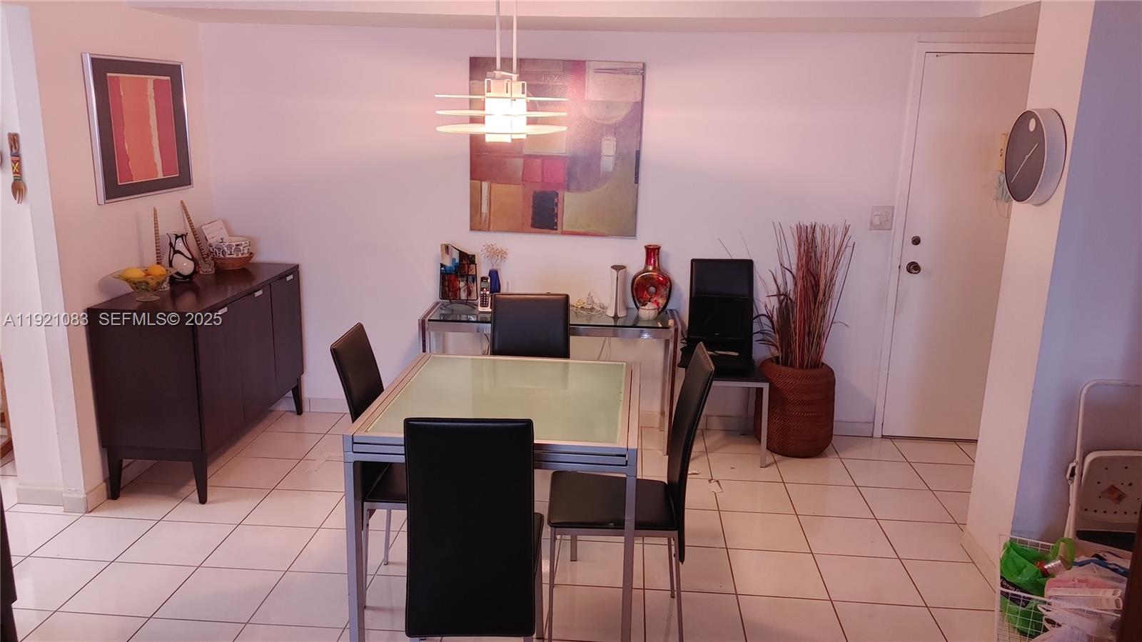 Photo of 1833 Ocean Dr  #1104, Hallandale Beach, Florida, 33009 - 