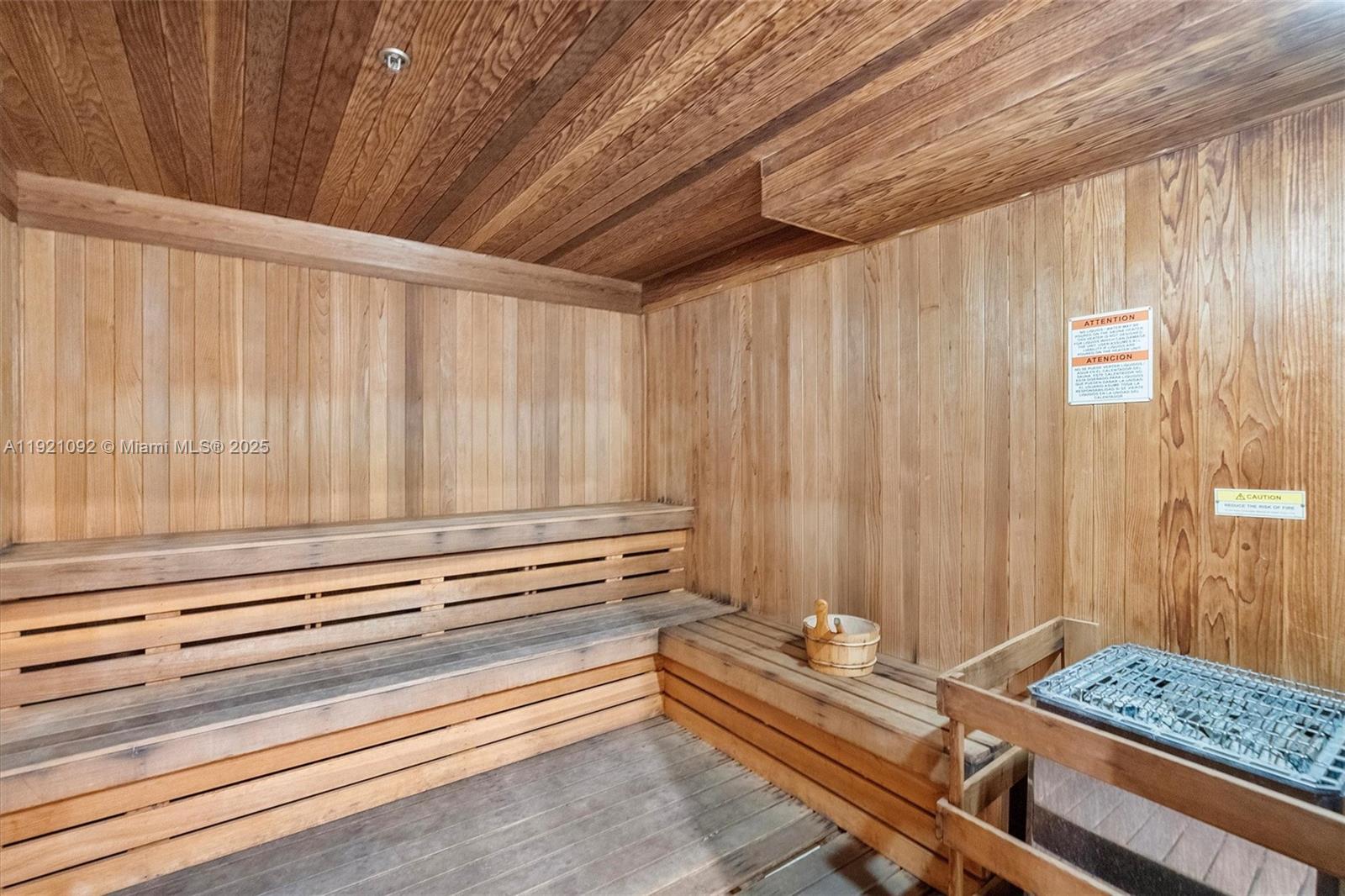 904 3 / 4 2327 sq. ft. $ 2025-11-25 0 Photo