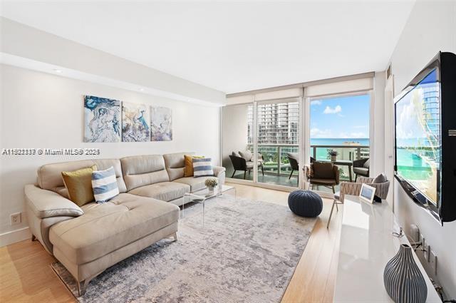 Подробнее 1407 2 / 2 1357 кв.футов $ 2025-11-25 0 Фото