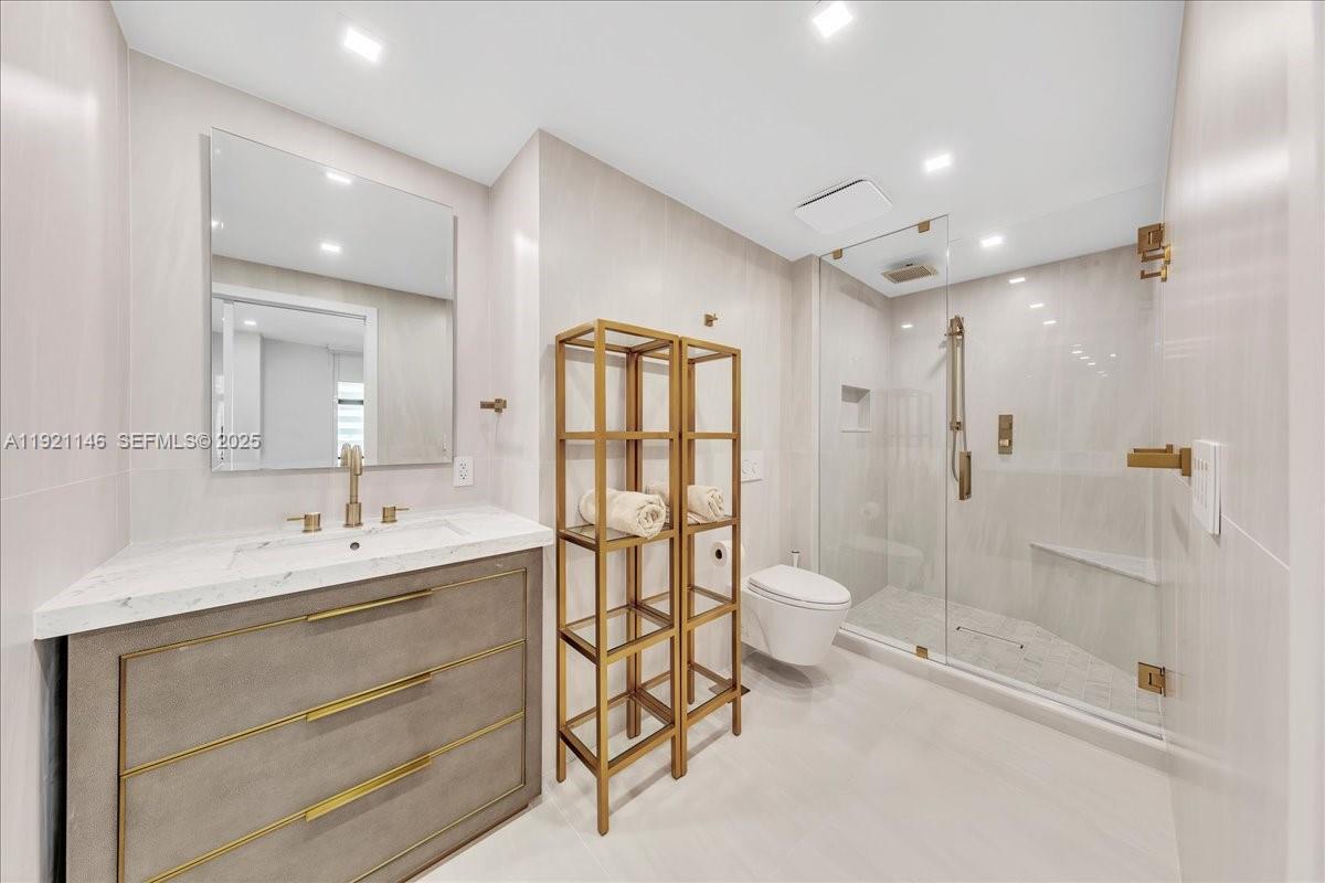 Photo of 9801 Collins Ave  #11A, Bal Harbour, Florida, 33154 - 