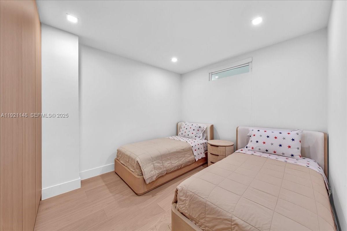 Photo of 9801 Collins Ave  #11A, Bal Harbour, Florida, 33154 - 