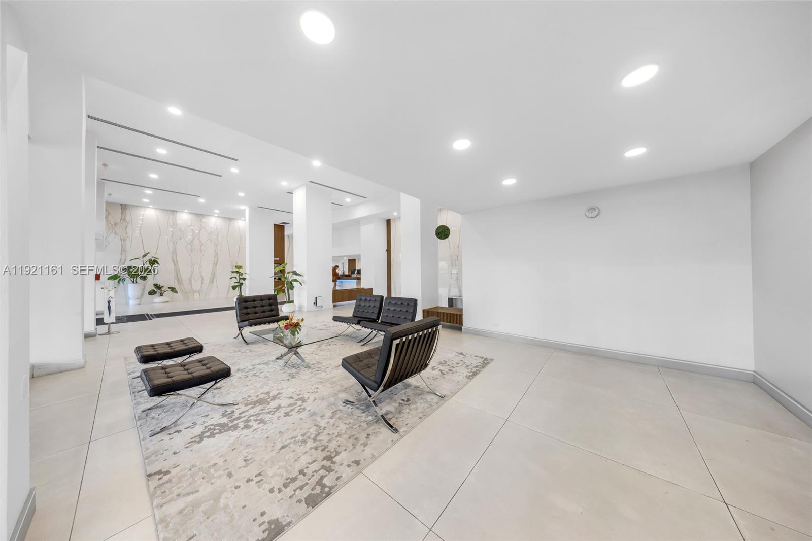 1218 2 / 2 1525 sq. ft. $ 2025-11-25 0 Photo