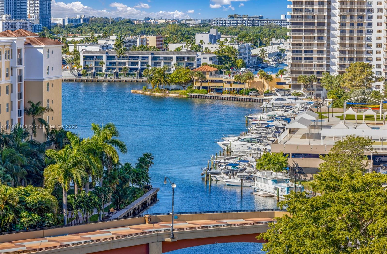 1218 2 / 2 1525 sq. ft. $ 2025-11-25 0 Photo