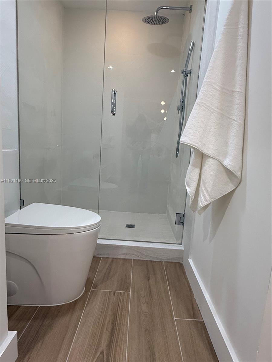 Photo of 20191 Country Club Dr  #504, Aventura, Florida, 33180 - 