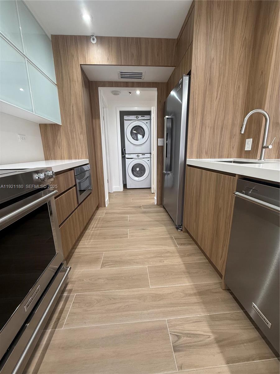 Photo of 20191 Country Club Dr  #504, Aventura, Florida, 33180 - 