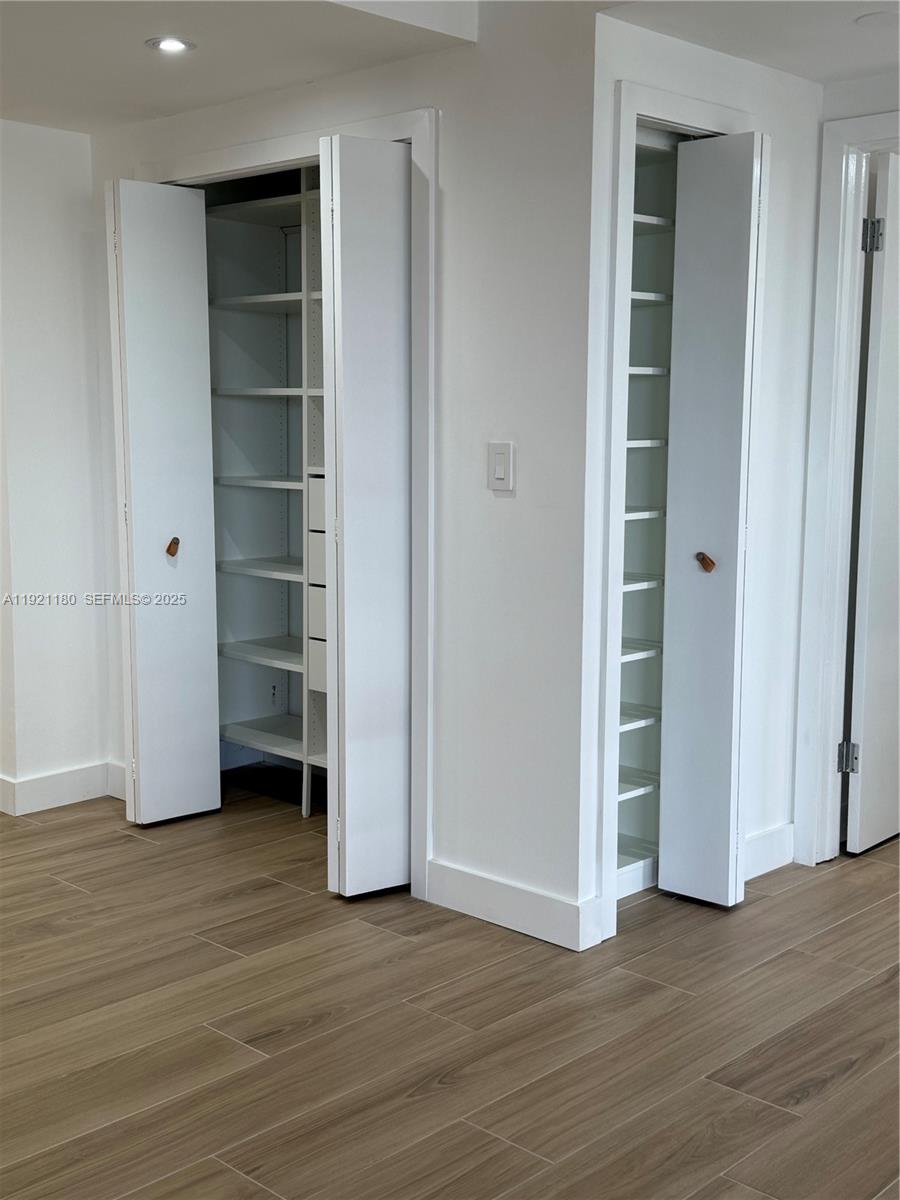 Photo of 20191 Country Club Dr  #504, Aventura, Florida, 33180 - 