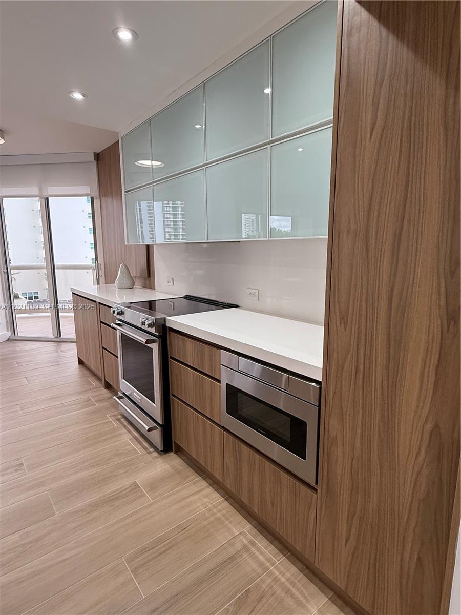 Photo of 20191 Country Club Dr  #504, Aventura, Florida, 33180 - 