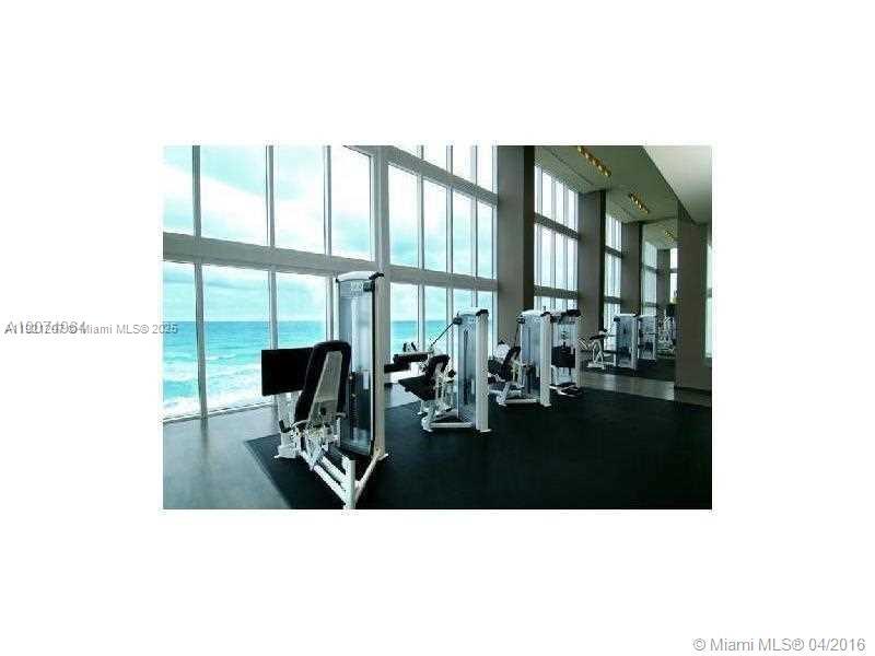 3107 3 / 3 1571 sq. ft. $ 2025-11-25 0 foto